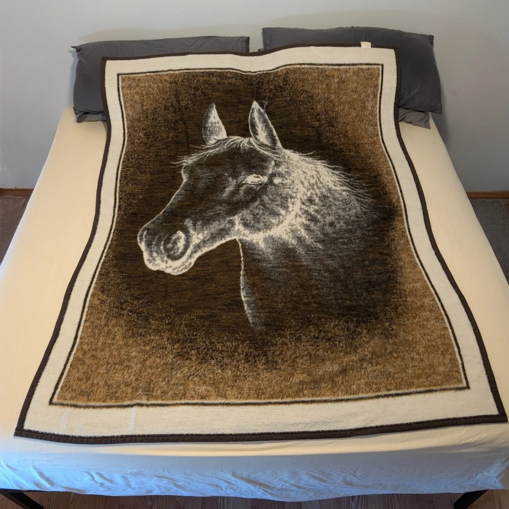 Vintage Biederlack Reversible Horse Head Graphic Fleece Throw Blanket